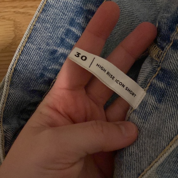 PacSun High Rise Icon Shorts - never worn! - Picture 3 of 3